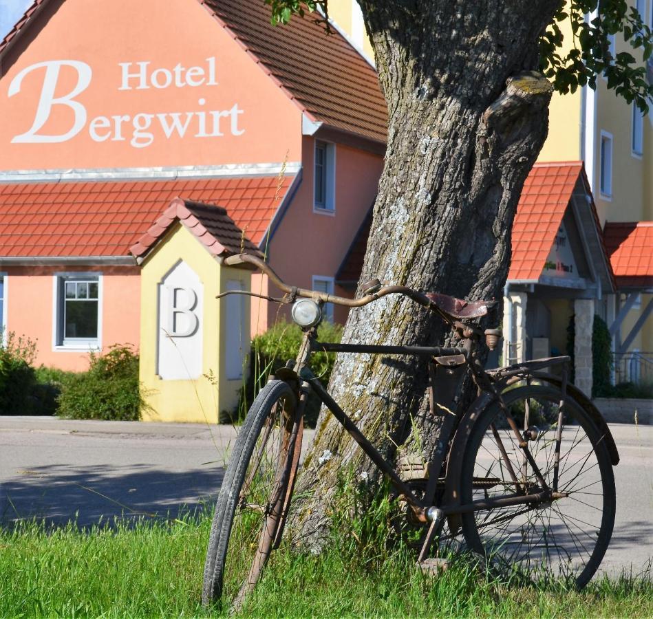 Hotel Bergwirt Herrieden Eksteriør billede