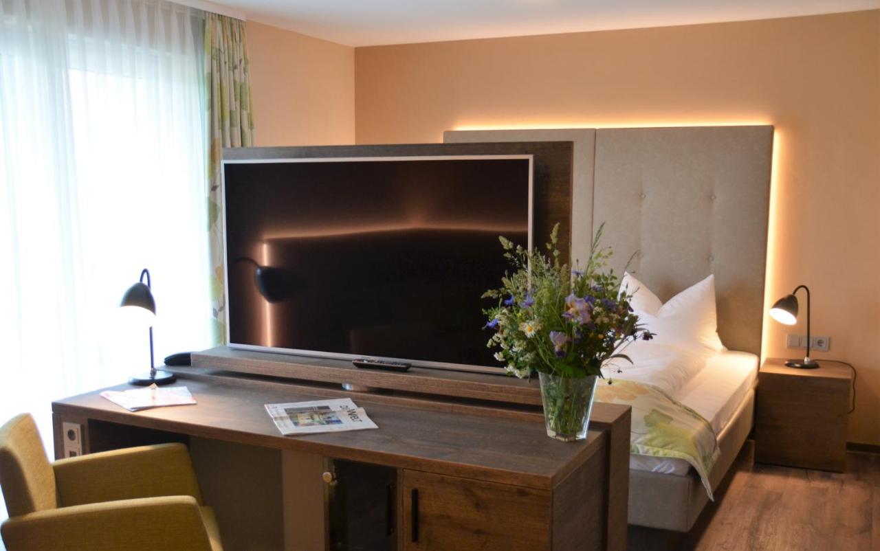Hotel Bergwirt Herrieden Eksteriør billede